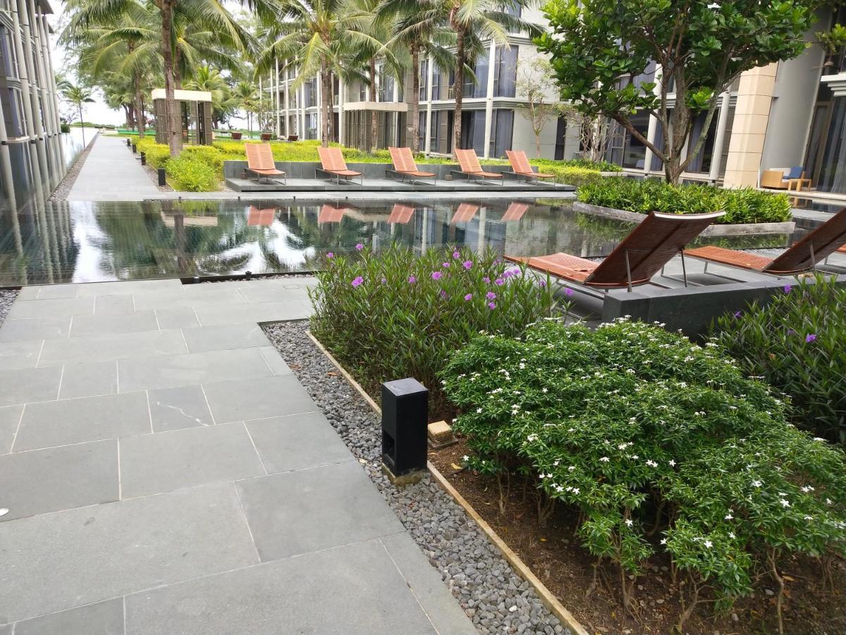 Baan Mai Khao - 2 Bedroom Luxury Condo- Direct Pool & Beach Access 외부 사진